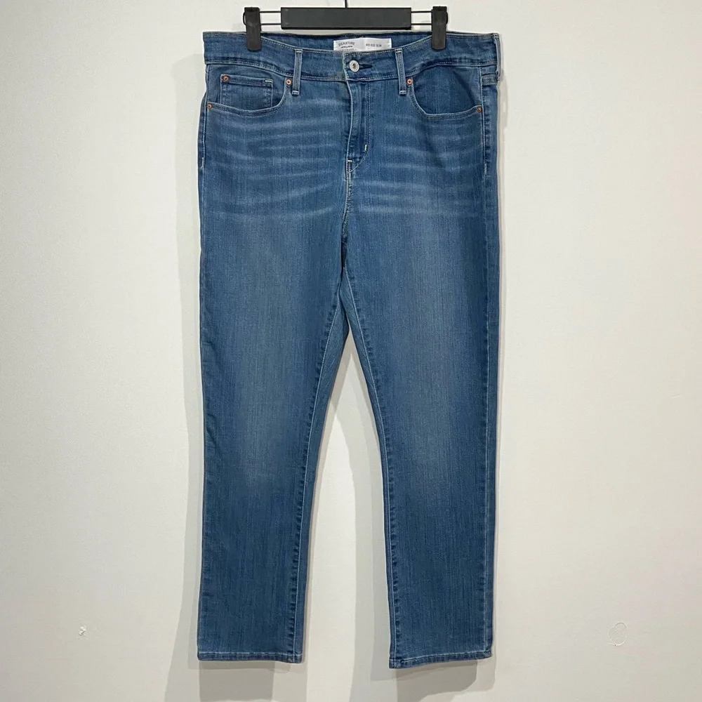 Levi's Women's Medium Wash Med Rise Slim Jeans Size 14S - Picture 12 of 13